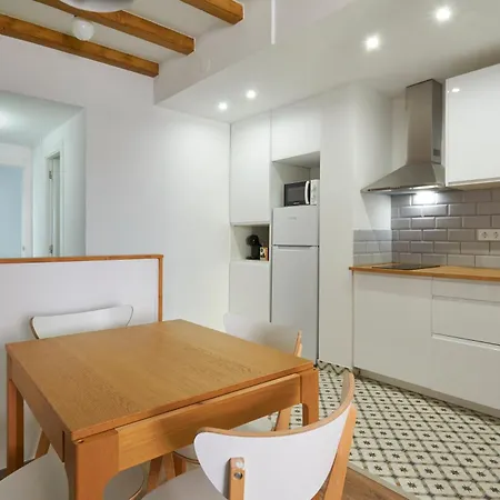 Ol Cute Apartment In Quiet Olivera St Apartment